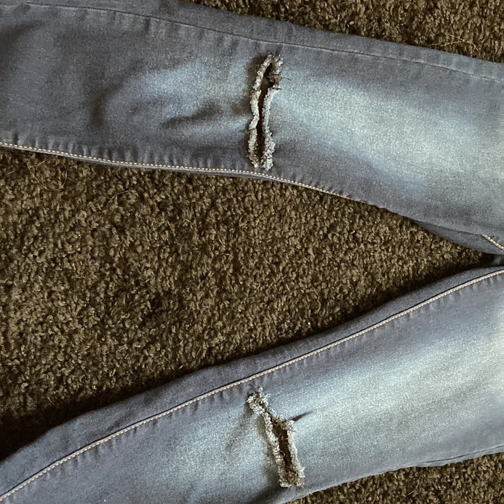 Jeans - Picture 2 of 3